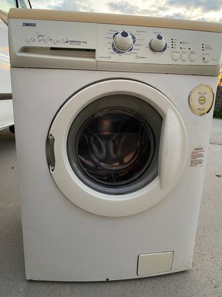 Lavadora Zanussi 6kg, 1200rpm