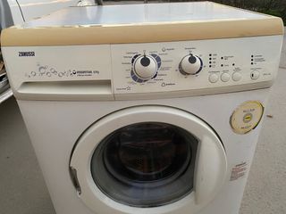 Lavadora Zanussi 6kg, 1200rpm