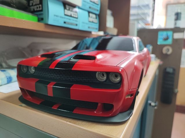 dodge challenger 1/10