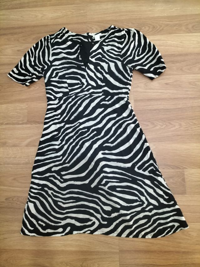 Vestido estampado cebra