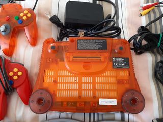 Nintendo 64 naranja transparente 