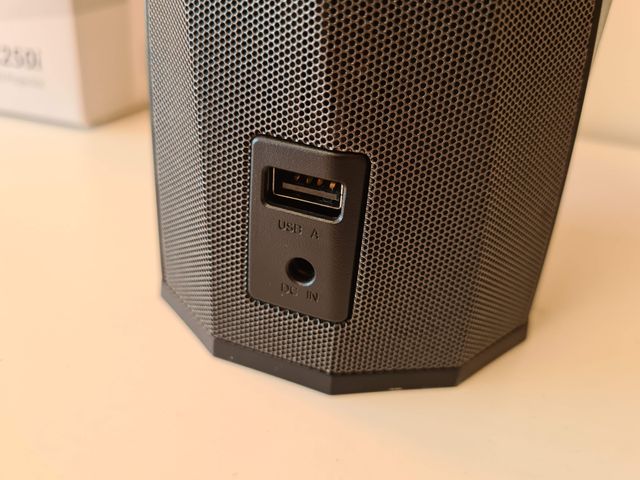 Proyector portátil Acer C250i