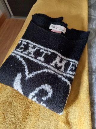 Jersey talla S bershka