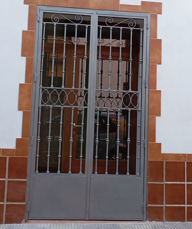 reja de forja antigua