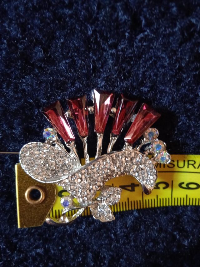 spilla con strass,idea regalo