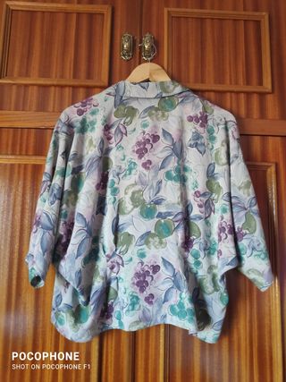 REBAJADA BLUSA PRECIOSA talla 44.