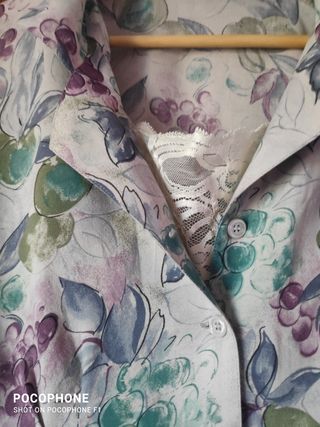 REBAJADA BLUSA PRECIOSA talla 44.