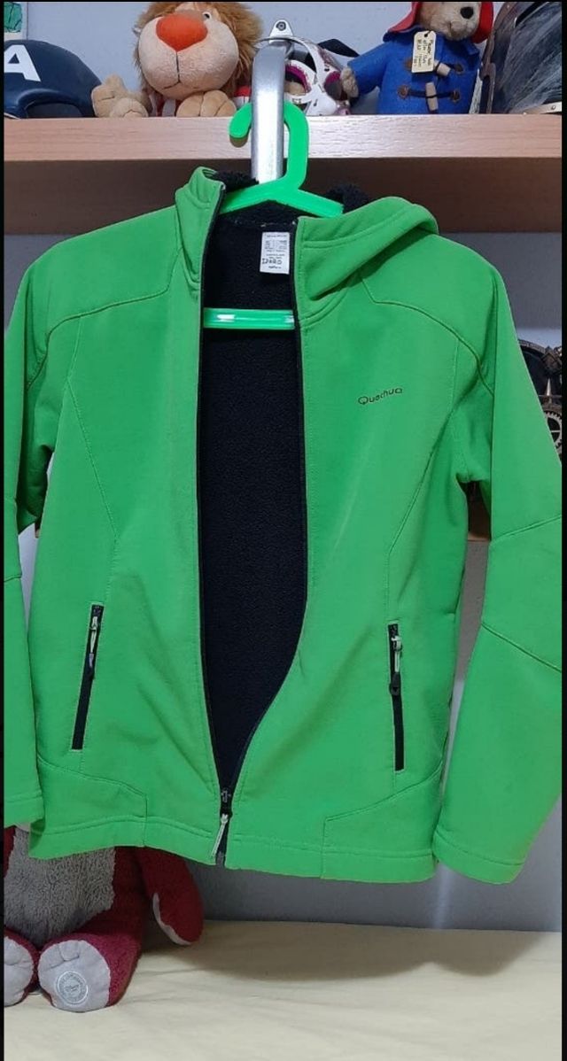 chamarra niña monte t/ 12 PERFECTO ESTADO