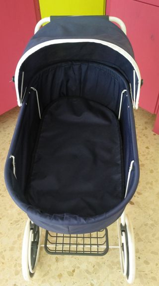 Carrito para muñecas