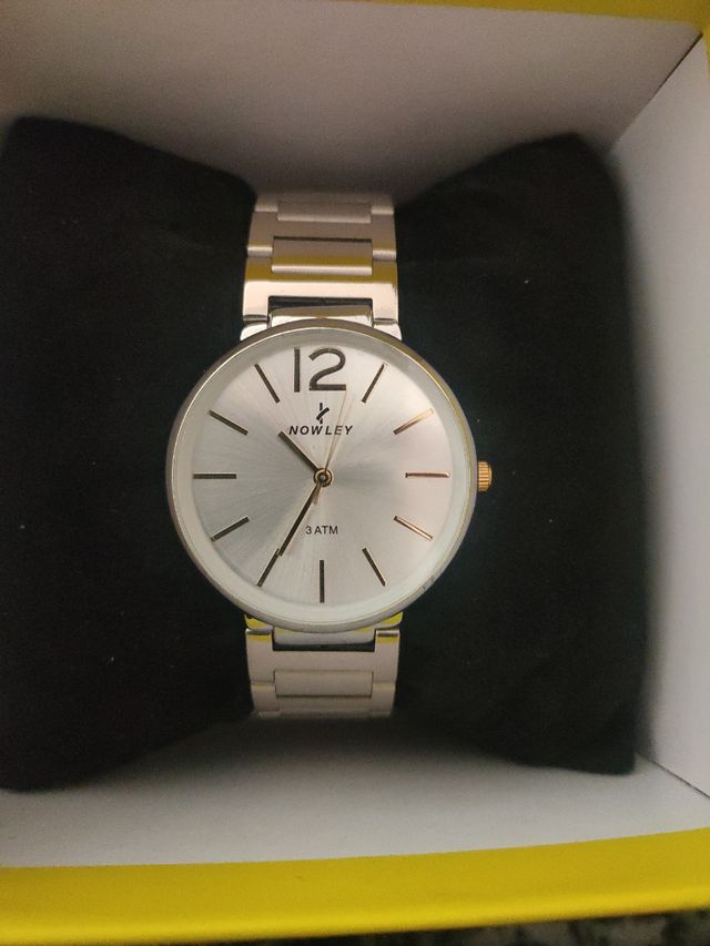 reloj nowley