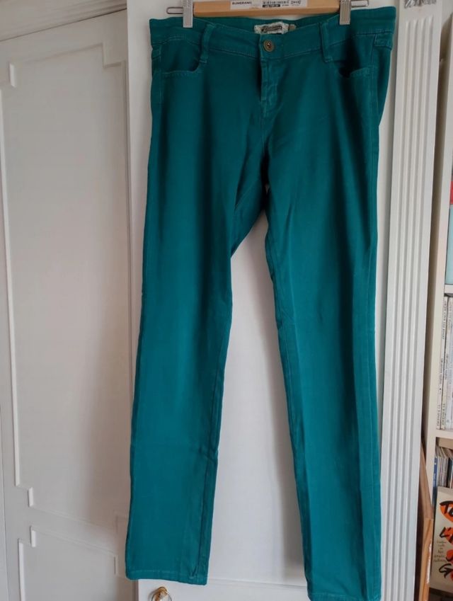 Pantalón Stradivarius
