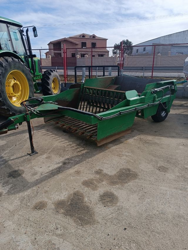 Traílla despedregadora