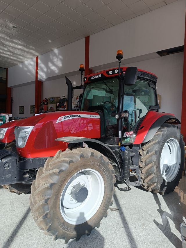 Alquiler de tractores y maquinaria agricola