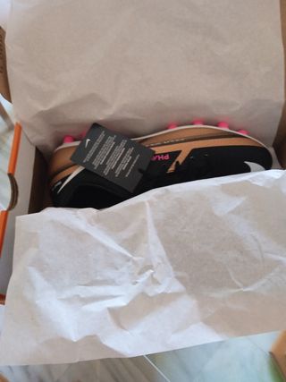 Botas Nike de futbol a estrenar 
