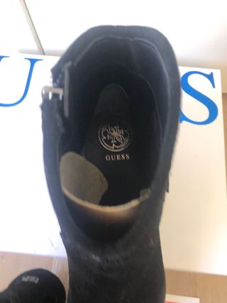 Botines piel Guess nuevos