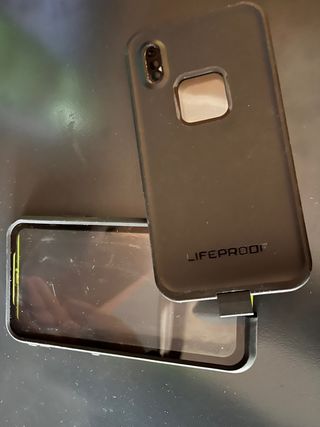 N. 3 Cover iphone x ( 1 impermeabile)