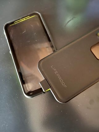 N. 3 Cover iphone x ( 1 impermeabile)