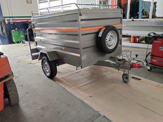 REMOLQUE CAJA CERRADA CARGA VEHICULOS QUADS MOTO
