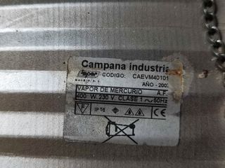 Foco campana industrial
