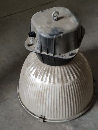 Foco campana industrial