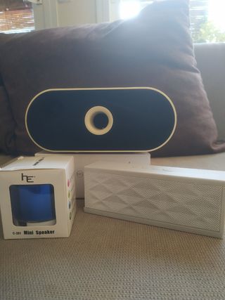 3 altavoces portátiles