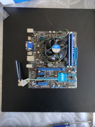 Placa + i5 + RAM + adaptador wifi + GTX1050