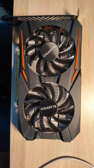 Placa + i5 + RAM + adaptador wifi + GTX1050