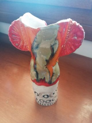 Jarrón de cerámica, artesanal