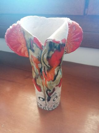 Jarrón de cerámica, artesanal