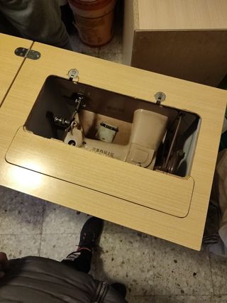 máquina de coser antigua singe urge