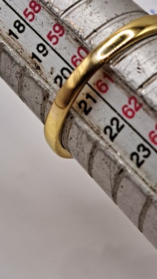 Anillo de Oro 18K con Zafiros Azules Naturales