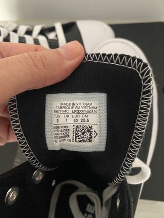 Converse piel negras 40