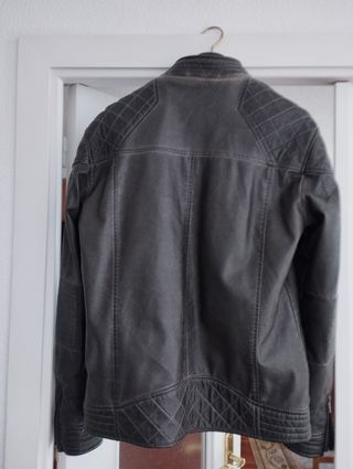 Cazadora cuero talla M