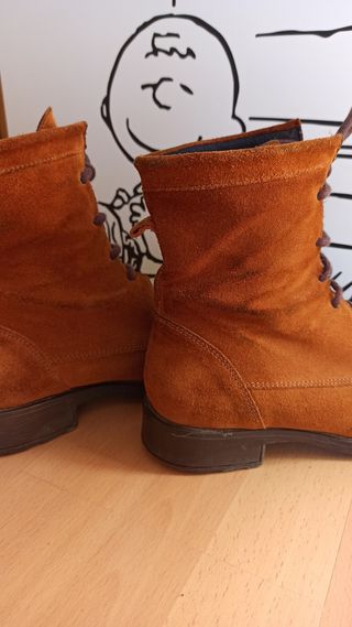 Botas piel , 39