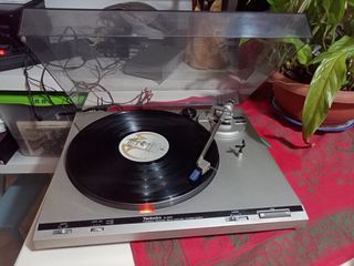 Piatto giradischi Technics SL-B200 Frequency Gen