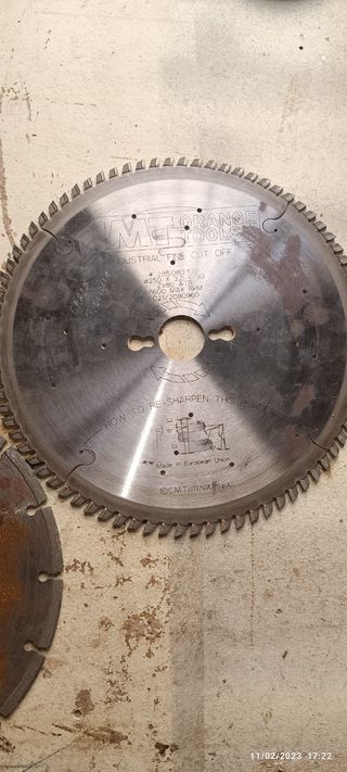 sierra circular discos madera y hierro aluminio