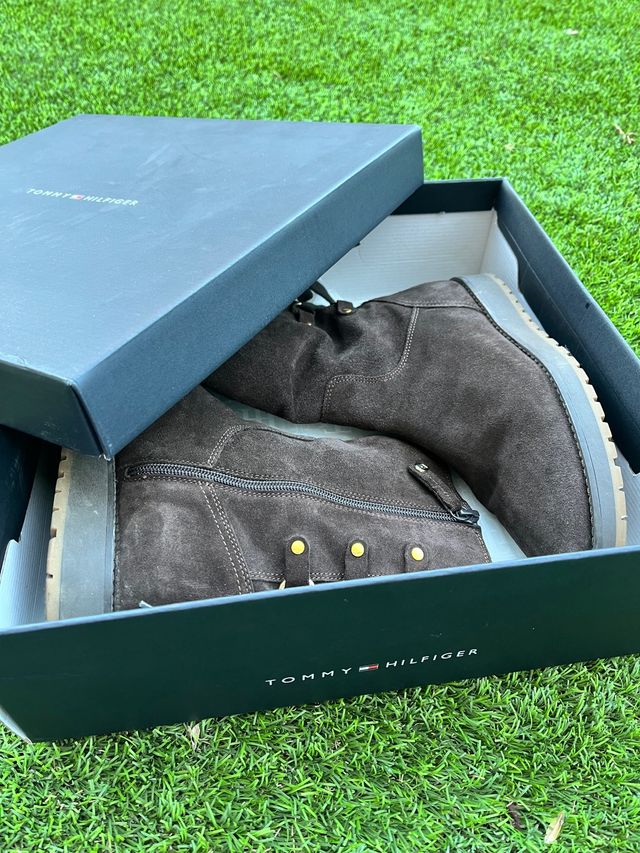 Botas ante Tommy Hilfiguer39