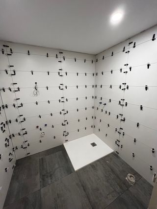 REFORMA TU BAÑO EN 72 horas .