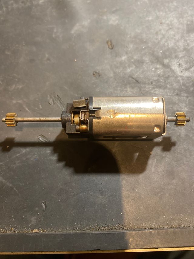 Scalextric motor 4+4