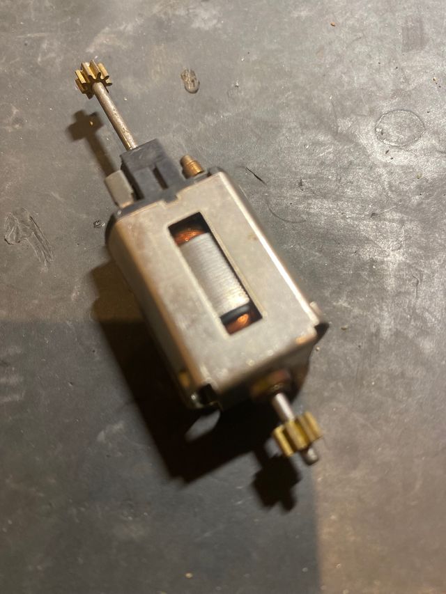 Scalextric motor 4+4