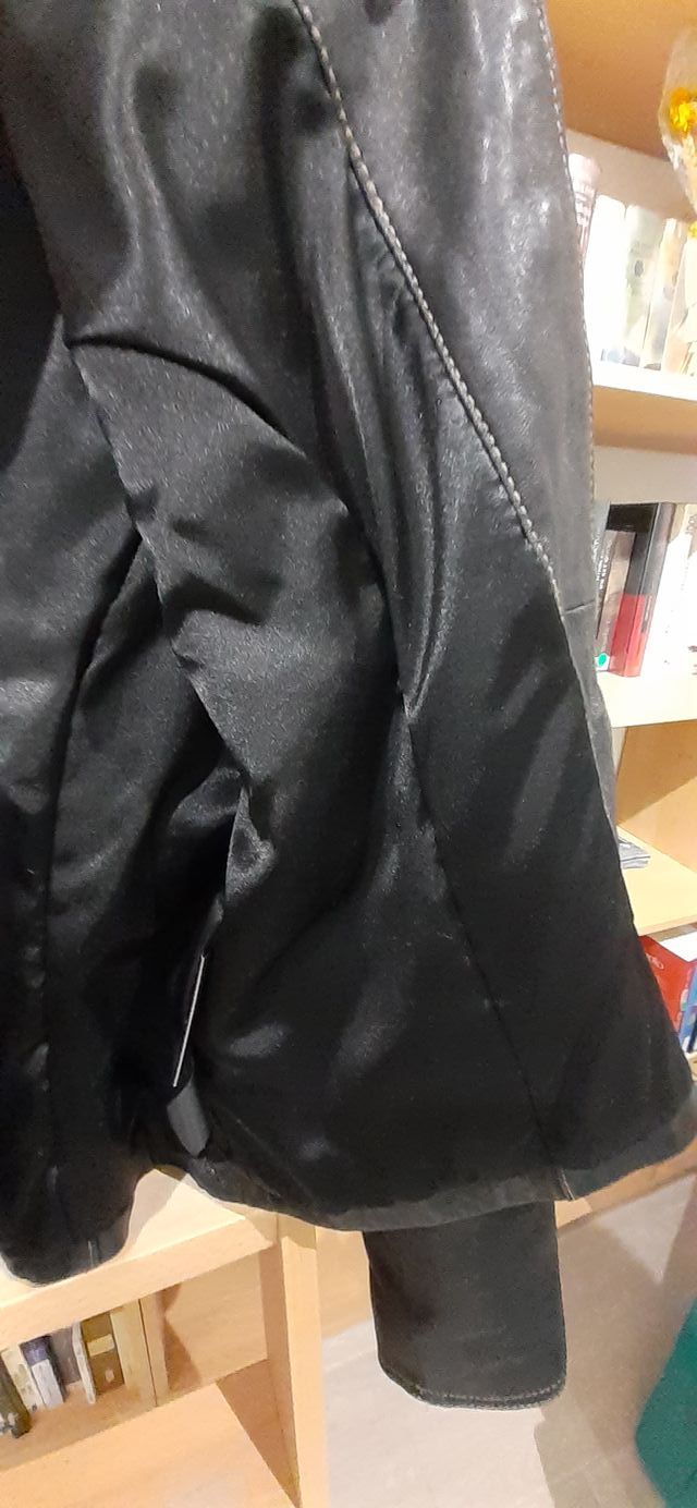 Cazadora entallada mujer