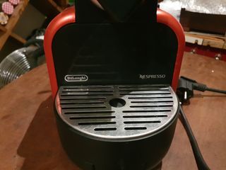 Maquina café Nespresso Delonghi