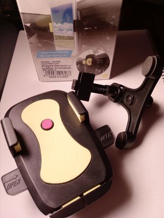 Sujeta móviles o GPS.