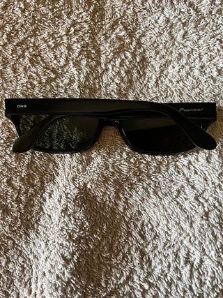 LOTE 3 GAFAS: C. Herrera, Lacoste etc.