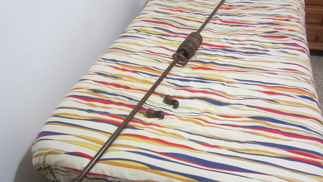 RIEL DE MADERA CON TODOS SUS ACESORIOS