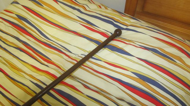 RIEL DE MADERA CON TODOS SUS ACESORIOS