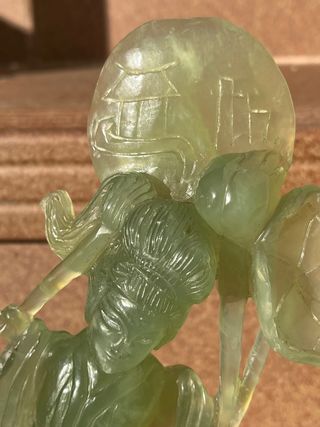 Figura tallada en jade