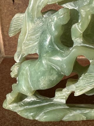 Escultura grupo caballos tallada en Jade