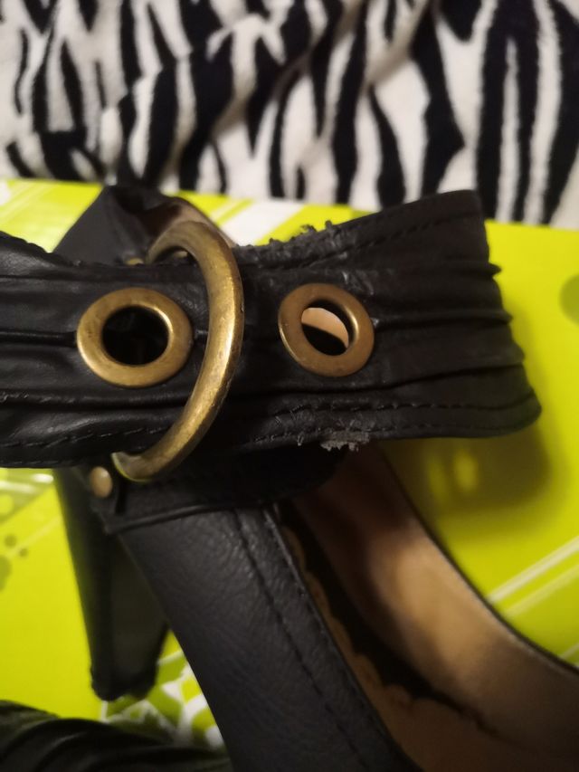 zapatos de tacon negros