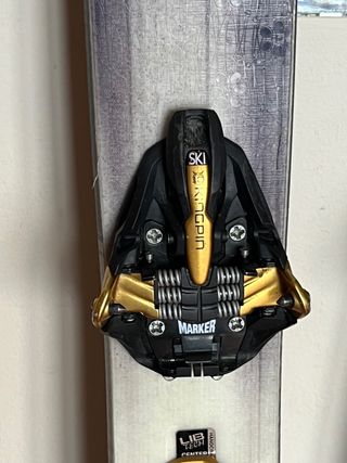 Esquis Lib Tech 179 con kingpin y piel de foca